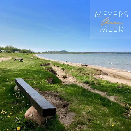 Kuschelige Ferienwohnung - Liv - Holzferienhaus In Zierow, Wismar, Ostsee - Strand 500m - 4 Personen - 2 Schlafzimmer