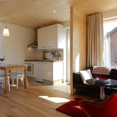 Apartamento Kuschelige Ferienwohnung - Liv - Holzferienhaus In Zierow, Wismar, Ostsee - Strand 500m - 4 Personen - 2 Schlafzimmer *