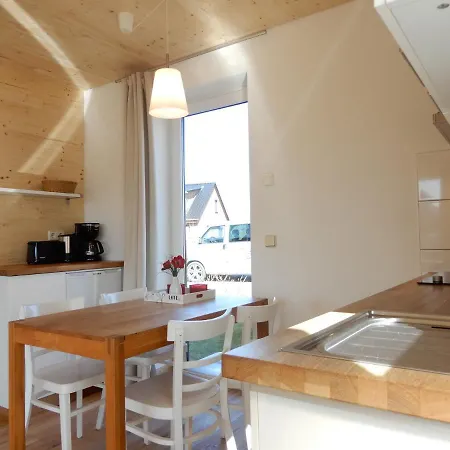Kuschelige Ferienwohnung - Liv - Holzferienhaus In Zierow, Wismar, Ostsee - Strand 500m - 4 Personen - 2 Schlafzimmer